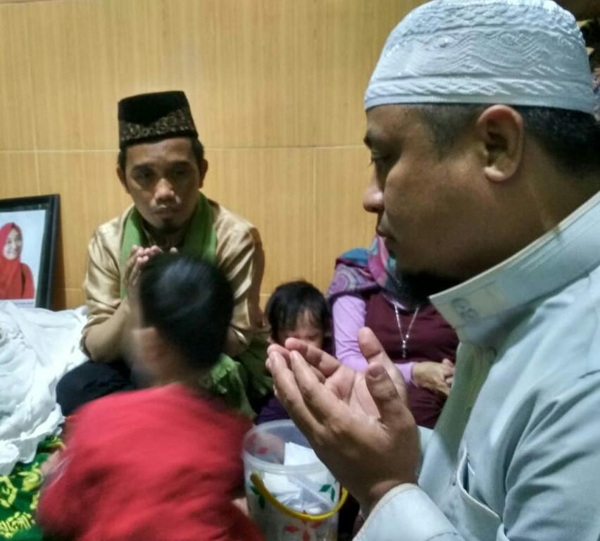 Istri Ustaz Nur Maulana Meninggal, Wagub Andi Sudirman Melayat ke Rumah Duka