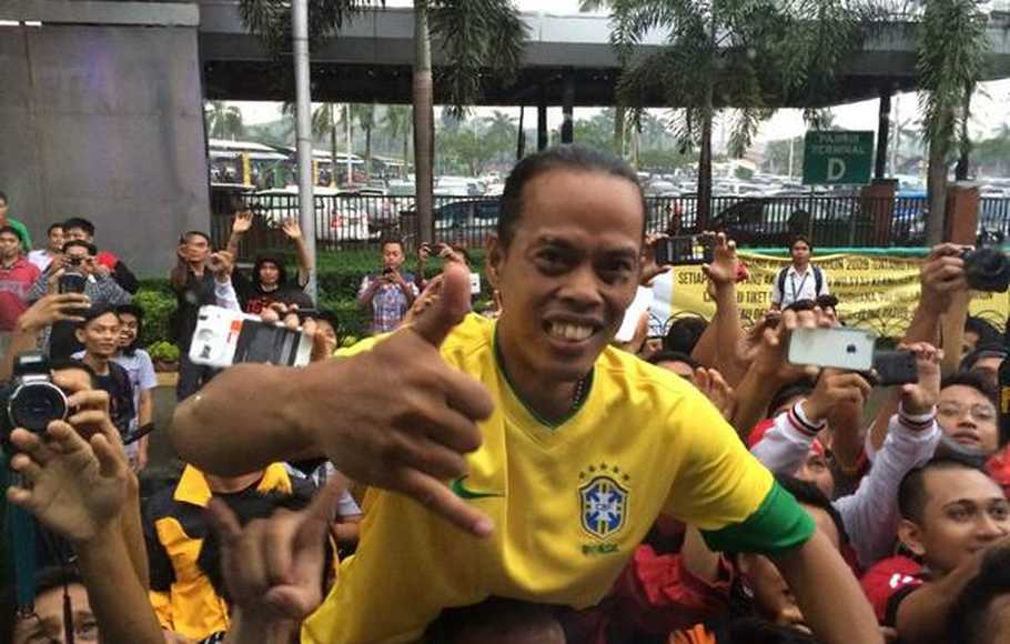 “Kembaran” Ronaldinho Asal Indonesia Meninggal Dunia