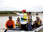 Susur Aliran Air Sungai Di Manggala, Danny Pomanto Temukan Penyempitan Di Hilir