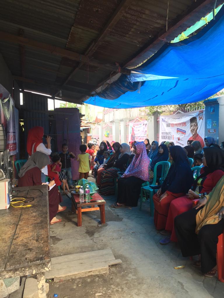 Incar Kursi DPRD Kota Makassar, Annisa Minta Restu Warga Rappokalling