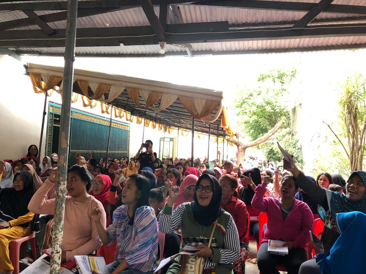 Perkuat Komitmen di Pileg Makassarar, Ratusan Warga Datangi Kediaman Annisa
