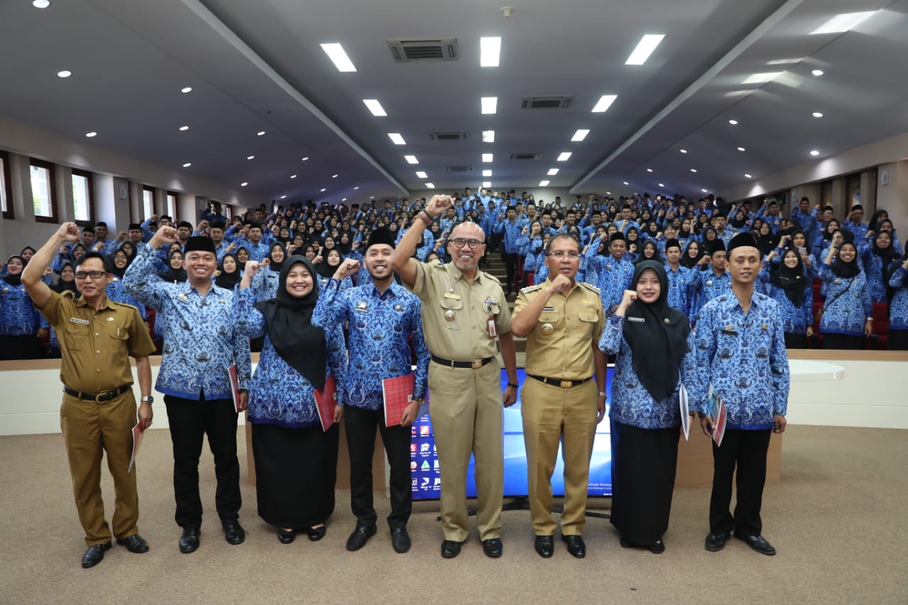 Wali Kota Makassar Minta CPNS Pemkot Makassar Bekerja dengan Dedikasi Tinggi