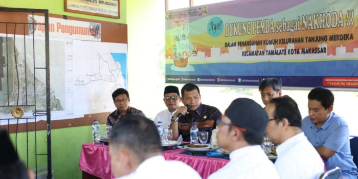 Pj Walikota Makassar Lakukan Kunjungan ke Daerah Percontohan Kotaku, Camat Tamalate Senang