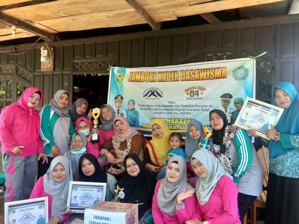 Desa Harapan Boyong 3 Piala di Acara Jambore Kader Dasawisma di Desa Tompo