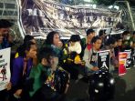 Mahasiswa Atma Jaya Gelar Aksi Sampai Blokade Jalan, Porsenil Polisi Bubarkan Paksa
