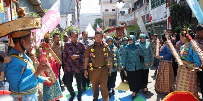 Pj Walikota Makassar Iqbal Suhaeb Buka HKG PKK KB