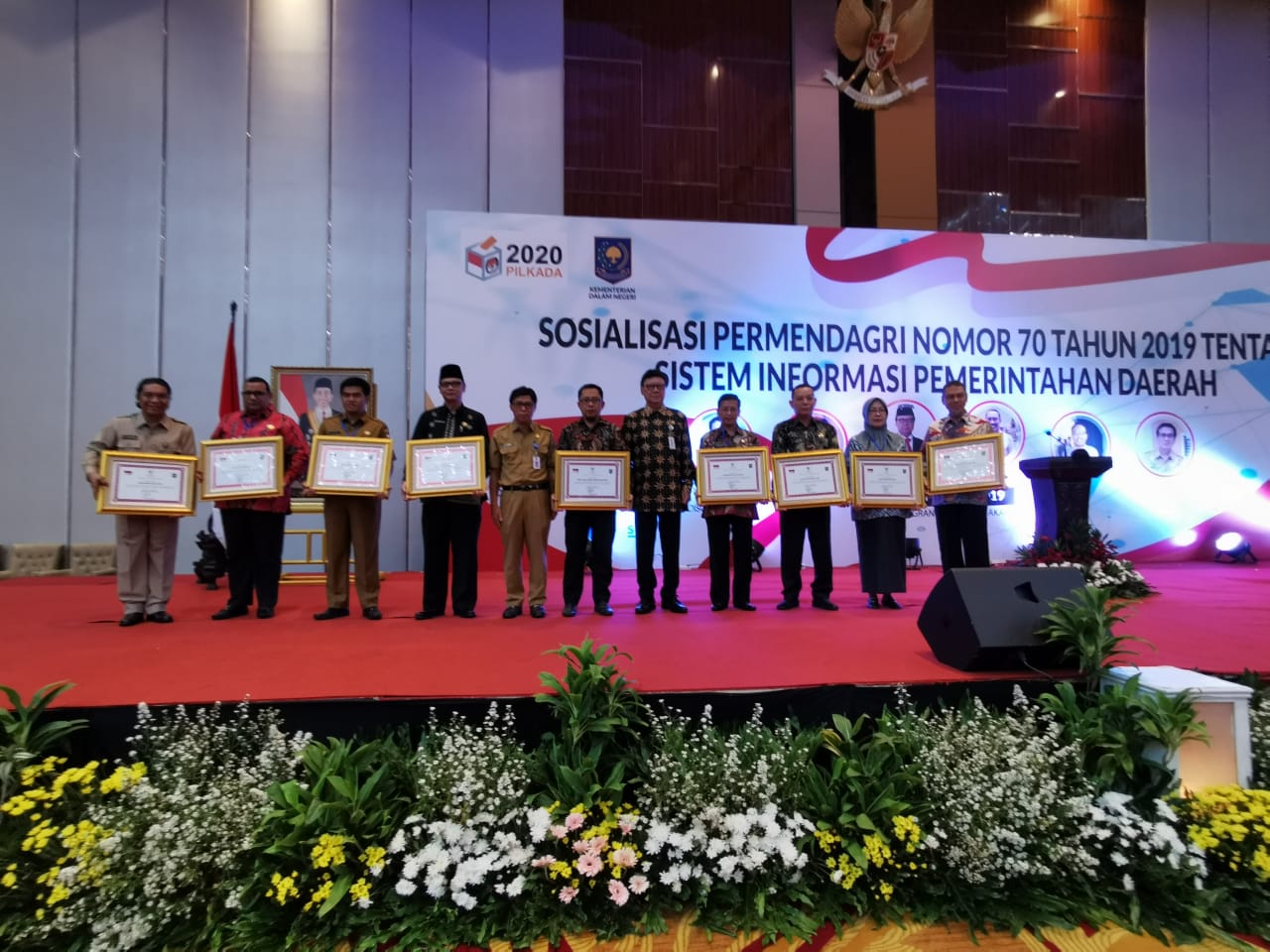 Makassar di Anugerahi Penghargaan Implementasi SIPD Oleh Mendagri RI