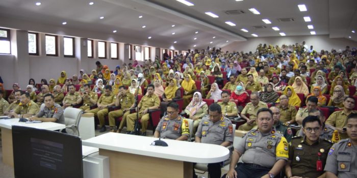 Menjelang Pelantikan Presiden Kepala Sekolah se-Kota Makassar, di Beri Arahan Oleh Kapolda Sulsel Menjaga Keamanan