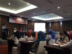 Guna Lahirkan Kelompok Industri Tenun, Disdag Makassar Gelar Pelatihan