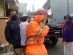 Cegah Corona, BEM FKM UPRI Gandeng GT Tor Volunter Adakan Penyemprotan Disinfektan di Jl Sukaria