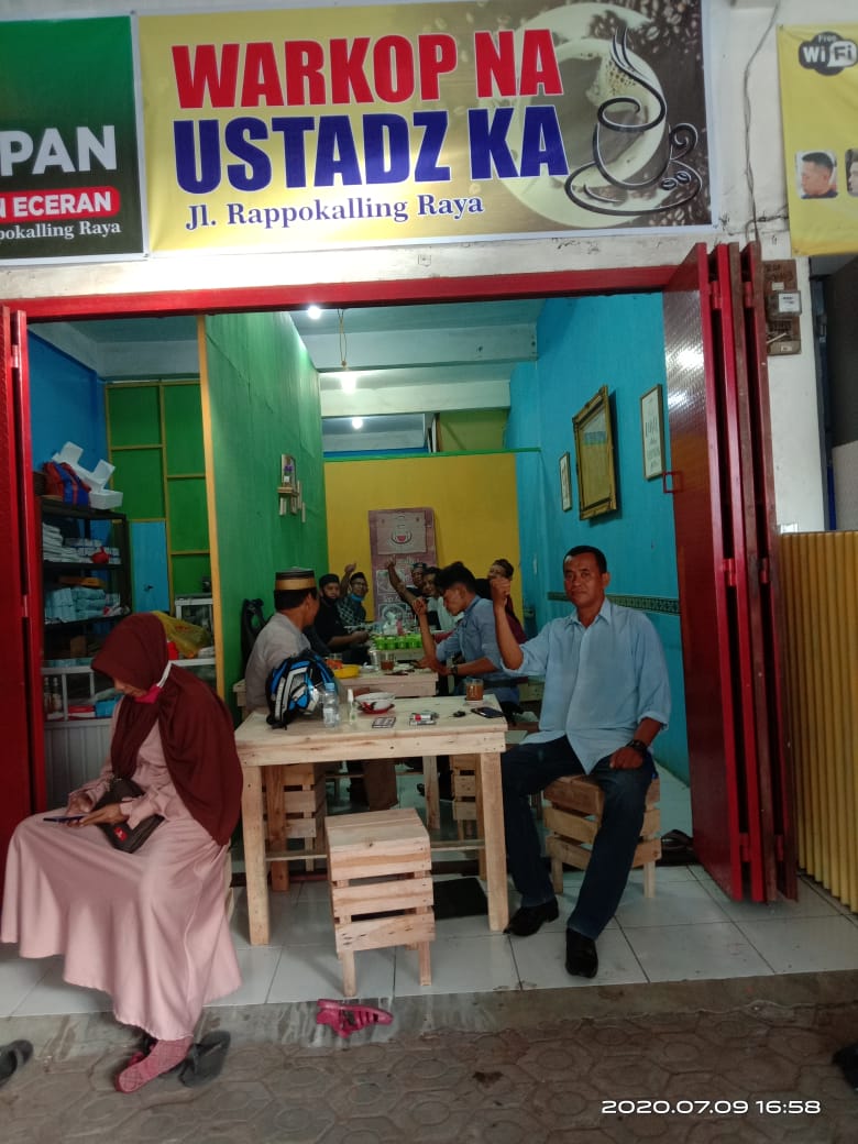 Warkop Ustadz Hadir Dengan Nuansa Daerah Sulsel, Kopi, Bubur dan Lagu Daerah Bugis-Makassar