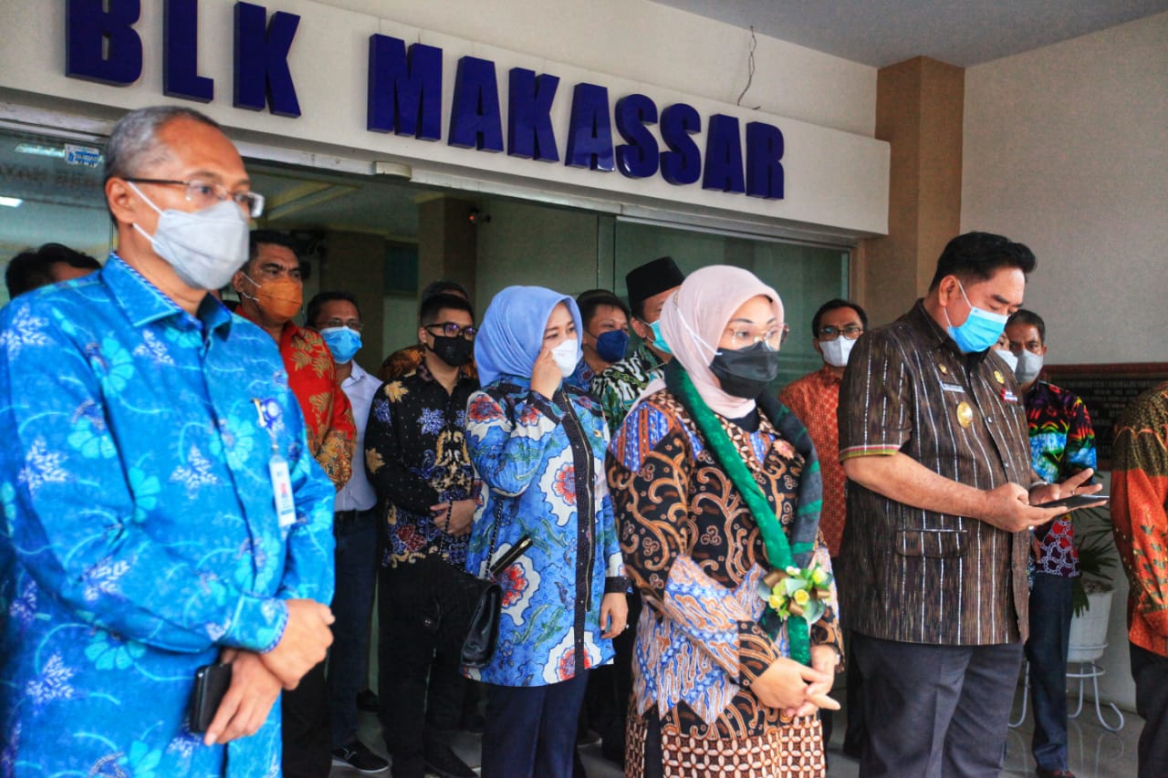 Dihadapan Wawali Makassar, Menaker Minta BLK Jadi Solusi Ketenagakerjaan Bukan Menciptakan Pengangguran